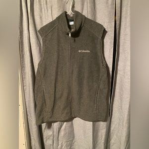 Columbia vest